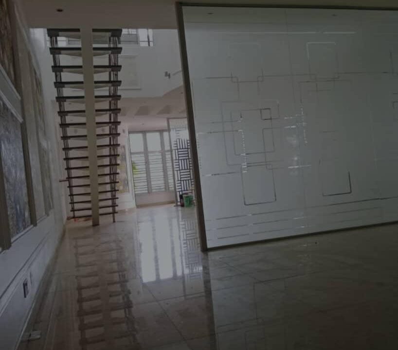 WhatsApp Image 2024-11-06 at 13.58.18 (1)