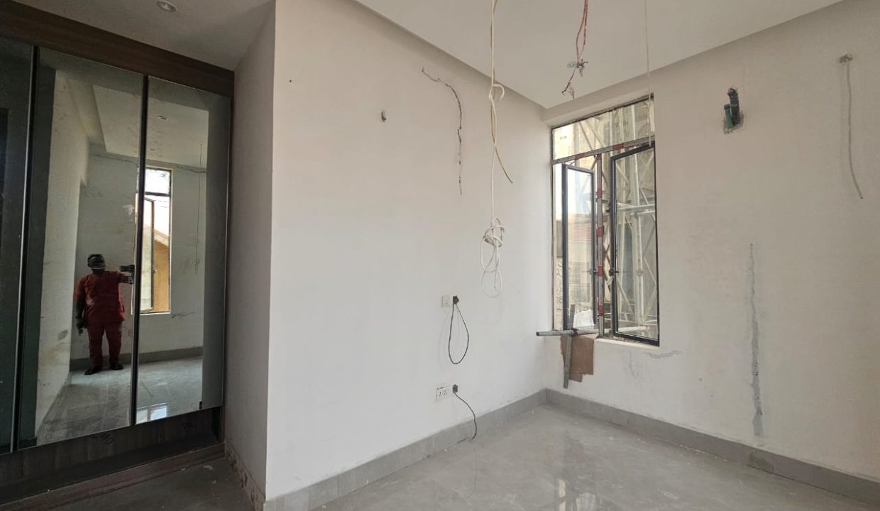 WhatsApp Image 2025-02-22 at 20.33.31 (3)