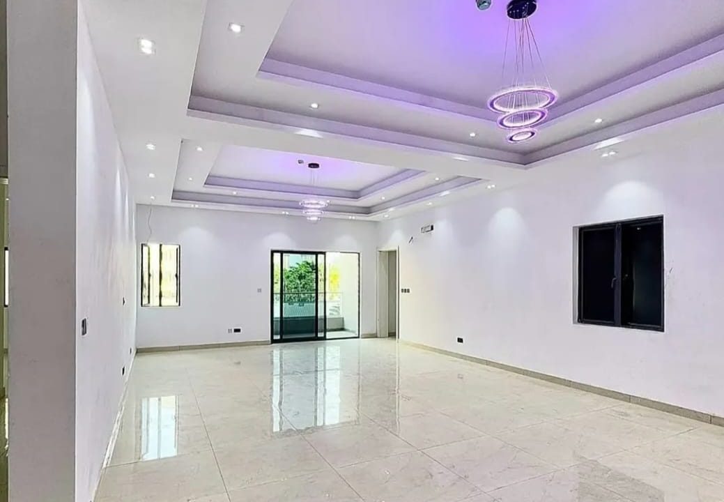 WhatsApp Image 2025-03-10 at 22.53.18 (1)