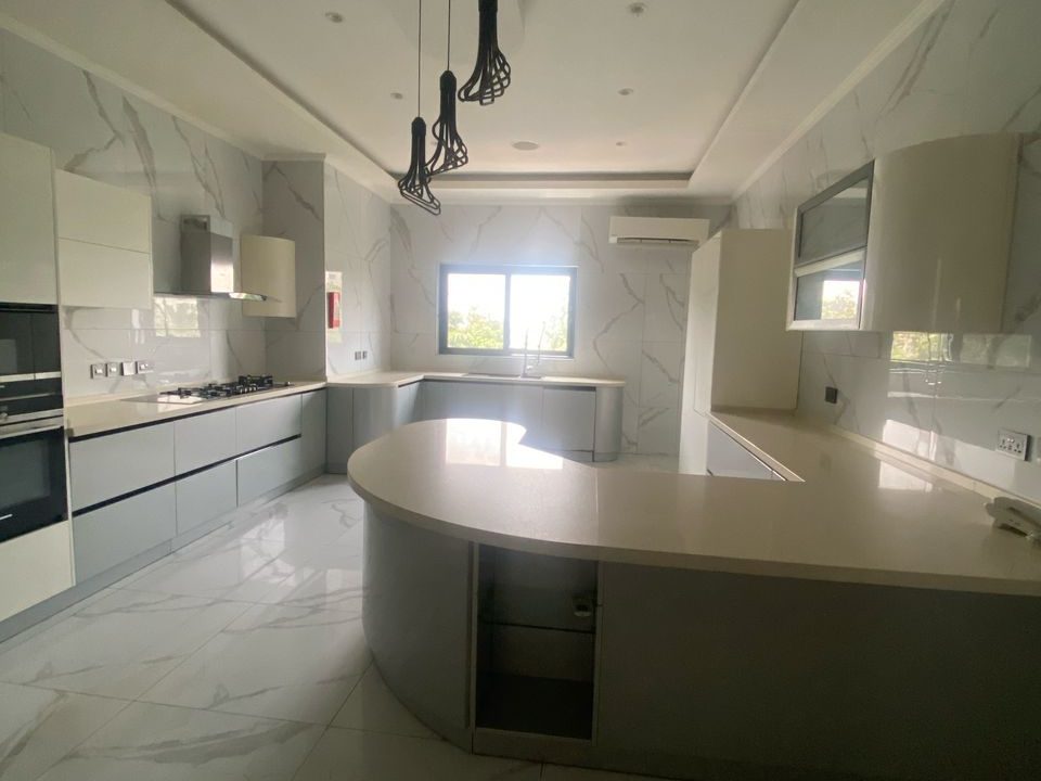 WhatsApp Image 2025-04-05 at 14.02.47 (3)