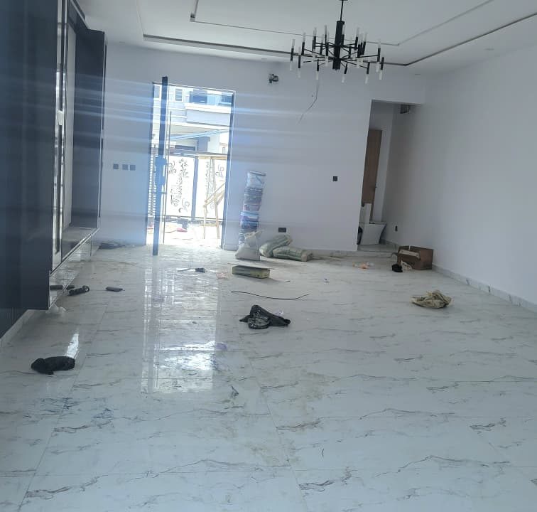 WhatsApp Image 2025-09-18 at 22.21.51 (1)