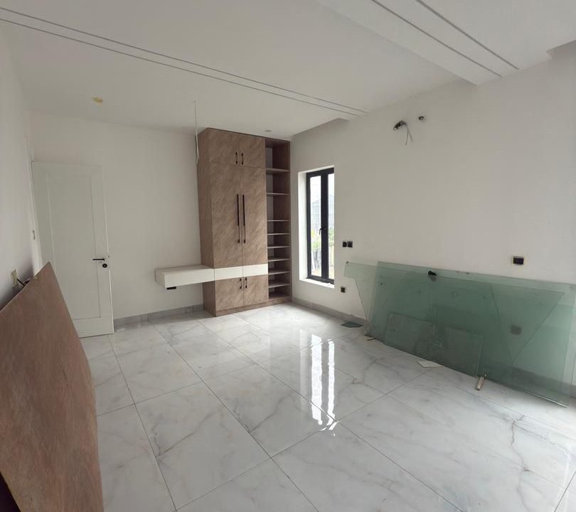 WhatsApp Image 2025-09-18 at 22.23.27