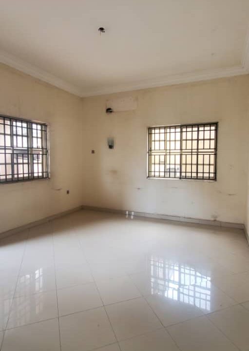 WhatsApp Image 2025-10-15 at 22.47.03