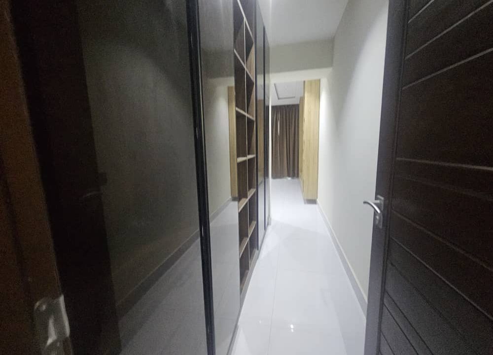 WhatsApp Image 2025-10-23 at 20.37.55 (2)