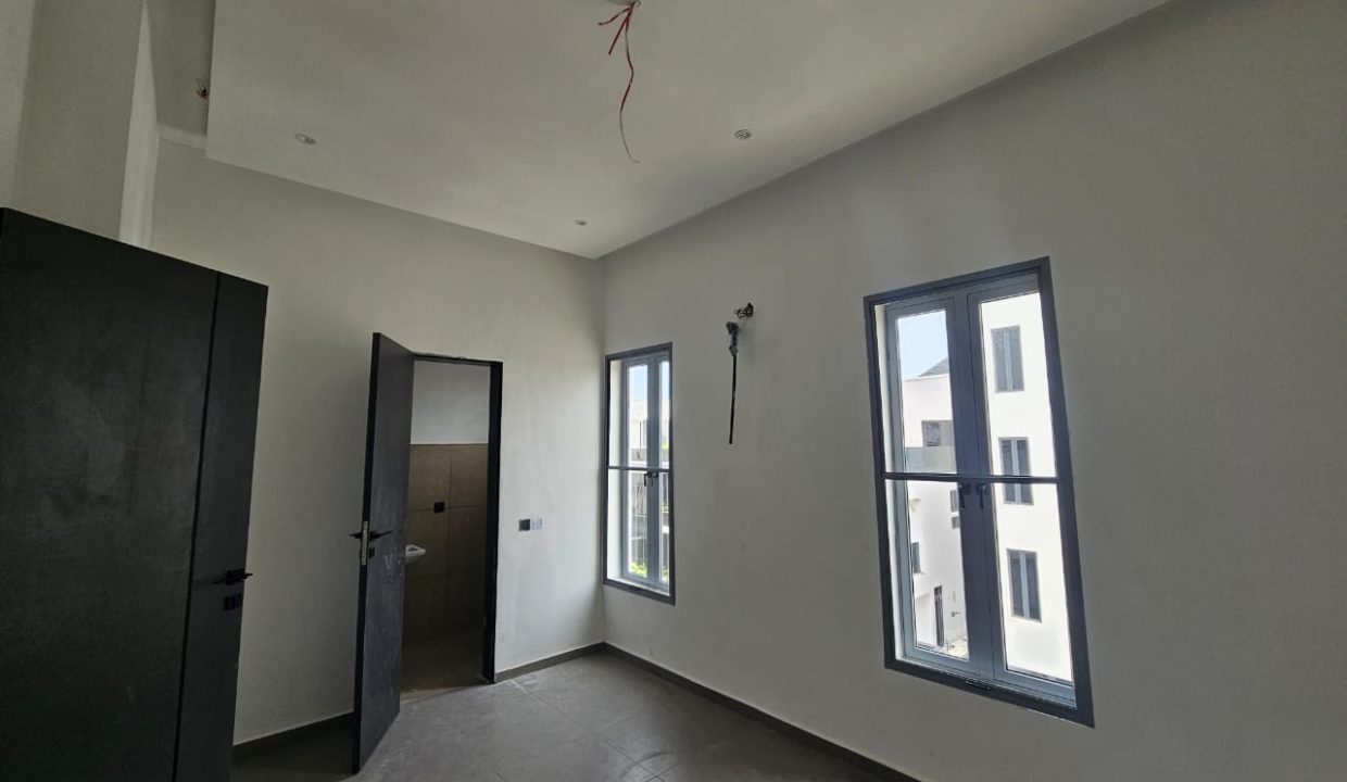 WhatsApp Image 2026-05-22 at 23.52.24 (5)