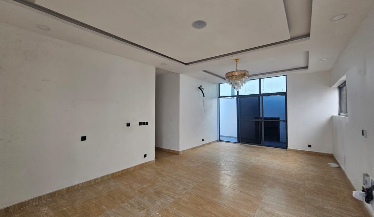WhatsApp Image 2026-09-03 at 17.27.39 (2)