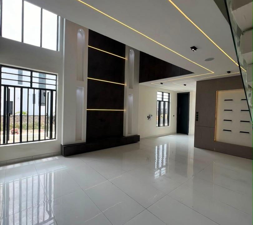 WhatsApp Image 2026-09-25 at 00.54.08 (3)